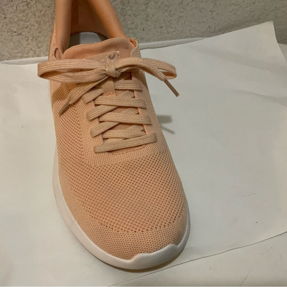 Kizik Athens Peaches N' Cream Pink Standard Hands-Free Shoes Womens 9.5 Men’s 8 - Picture 4 of 9